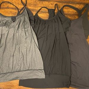 Lululemon tank lot